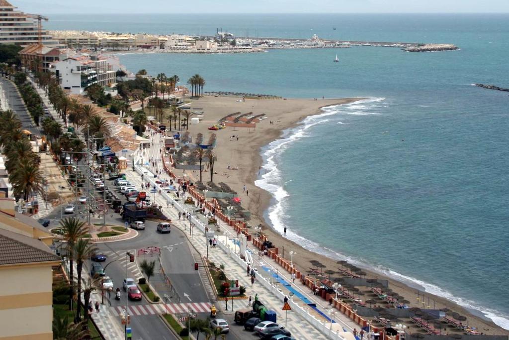 "Vive Benal Beach" Estudios Con Vistas Al Parque Acuatico ベナルマデナ エクステリア 写真