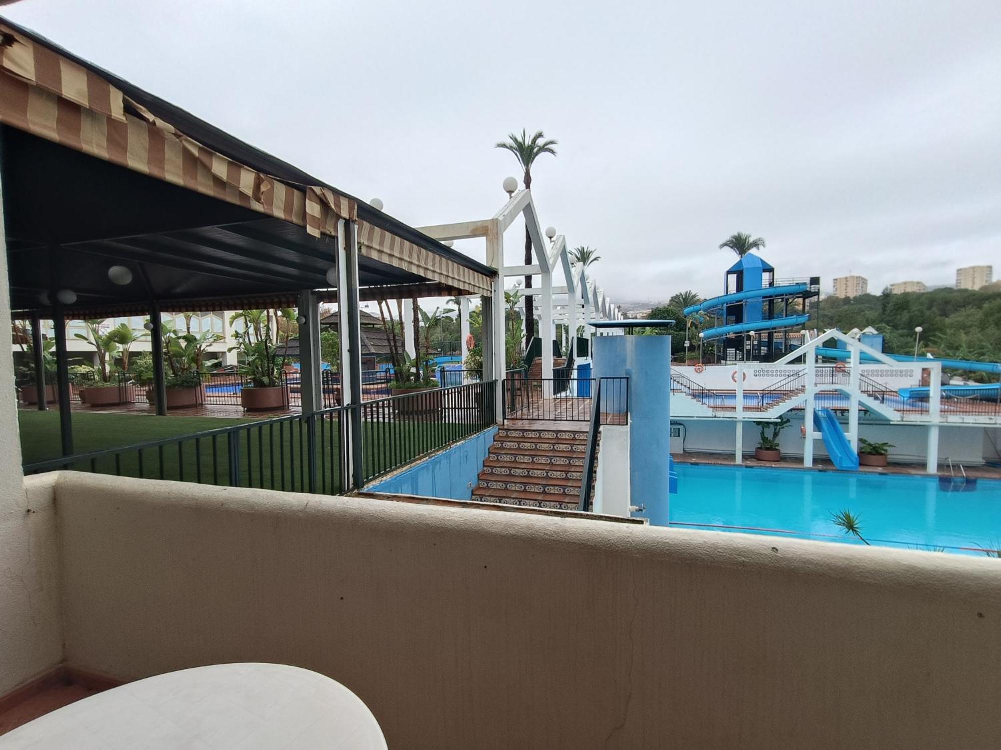 "Vive Benal Beach" Estudios Con Vistas Al Parque Acuatico ベナルマデナ エクステリア 写真