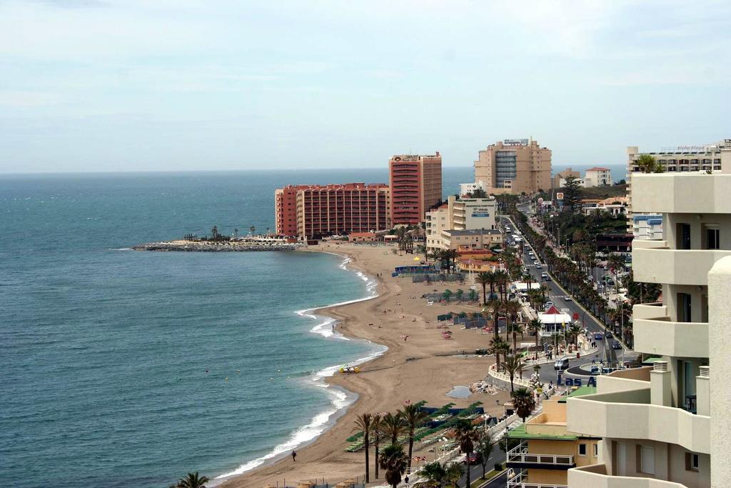 "Vive Benal Beach" Estudios Con Vistas Al Parque Acuatico ベナルマデナ エクステリア 写真
